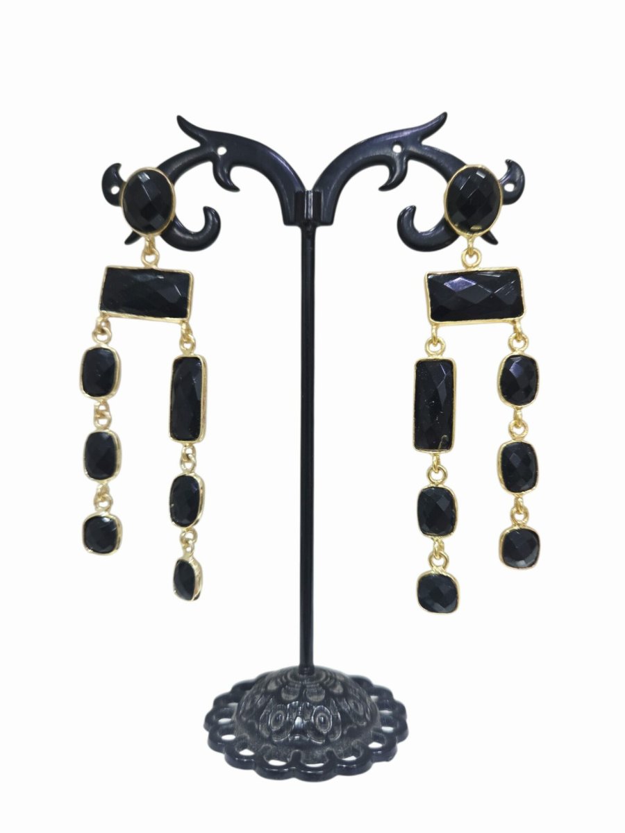 Orecchini realizzati con onice contornata da ottone lunghezza 6.5cm peso 4.8gr - immagine 2