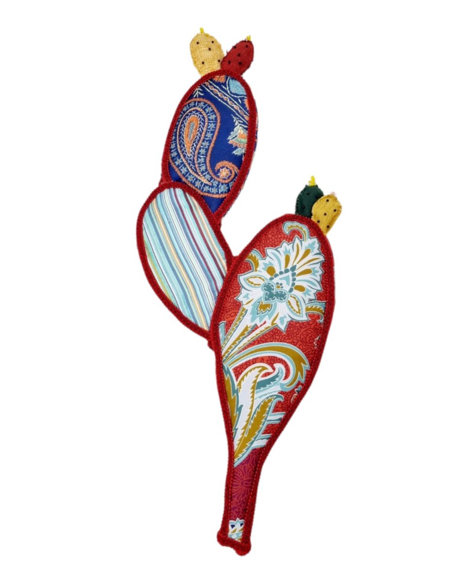Pale di fico d’india realizzate artigianalmente con tessuti raffinati e microperline.
Altezza 65 cm
Vaso non incluso - immagine 2